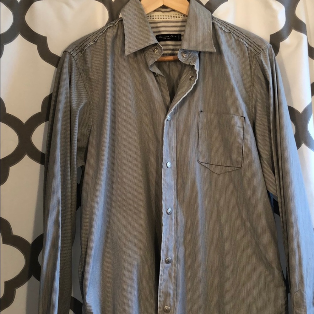 Kenneth Cole men’s stripy dress shirt!